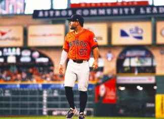 Jose Altuve to Transition to Left Field Despite Bregman Departure jose-altuve-to-transition-to-left-field-despite-bregman-departure