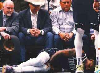 Kyrie Irving suffers ACL tear, out for season kyrie-rving-suffers-acl-tear-out-for-season