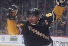 Sidney Crosby Surpasses Wayne Gretzky in NHL Record sidney-crosby-surpasses-wayne-gretzky-in-nhl-record