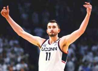 UConn Sweeps No. 20 Marquette: 72-66 Victory uconn-sweeps-no-20-marquette-72-66-victory