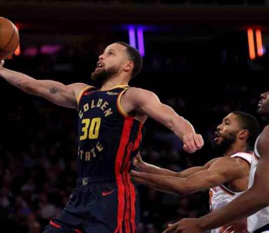 Warriors Capitalize on Steph Curry’s Gravity for Road Win warriors-capitalize-on-steph-currys-gravity-for-road-win