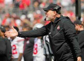 Jim Knowles Reveals ‘Awkward’ Departure from Ohio State Football jim-knowles-reveals-awkward-departure-from-ohio-state-football